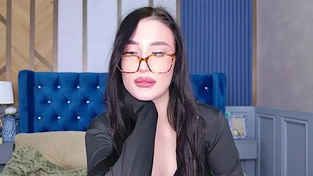 Snapshot of EmmaLawrens chatting on February 2025 07:16:01 PM EmmaLawrens online show from February 2025 07:16:01 PM