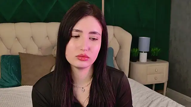 EmmaLawrens online show from March 2026 10:40:01 AM