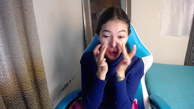 Aleska Miami online show from November 2025 01:56:02 PM