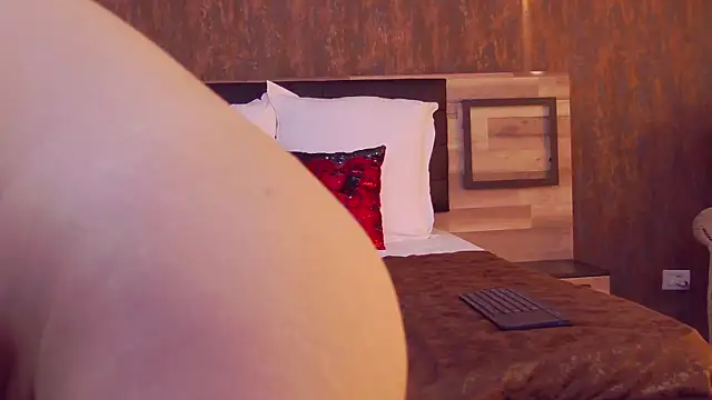 NataliaCristal online show from February 2025 07:33:01 AM