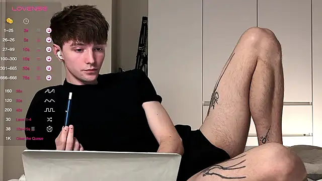 Calvin Polanski online show from March 2026 06:02:01 PM