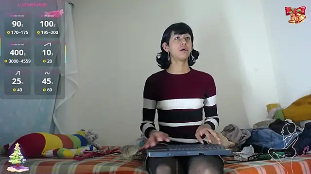 boysLittle online show from December 2025 09:16:01 AM