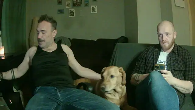 Snapshot of GaySexxPL chatting on April 2026 06:38:01 PM GaySexxPL online show from April 2026 06:38:01 PM