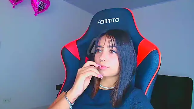 Rousse violett online show from September 2025 09:30:01 PM