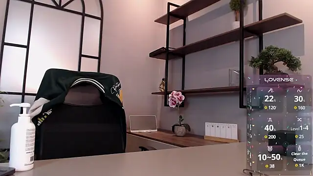 tim  fox online show from March 2025 10:49:02 PM