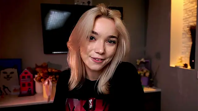 ileanacampbe online show from February 2025 04:48:02 AM