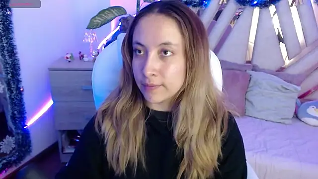 NyxAndria 1 online show from December 2025 10:29:02 PM