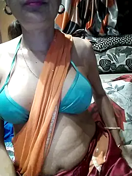 Snapshot of SANA-LEONI chatting on February 2025 03:04:02 PM SANA-LEONI online show from February 2025 03:04:02 PM