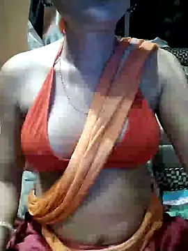 Snapshot of SANA-LEONI chatting on March 2025 02:37:02 PM SANA-LEONI online show from March 2025 02:37:02 PM