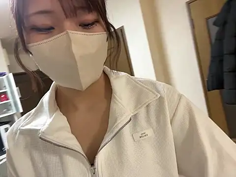 sakuchaaa 2525 online show from April 2026 11:46:01 PM