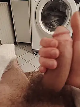 Snapshot of StirringOomph chatting on February 2026 07:17:02 PM StirringOomph online show from February 2026 07:17:02 PM