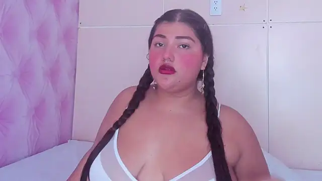 TaniaBellini online show from February 2025 12:17:02 PM