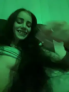 Snapshot of VioletxBlue chatting on January 2025 05:01:01 PM VioletxBlue online show from January 2025 05:01:01 PM