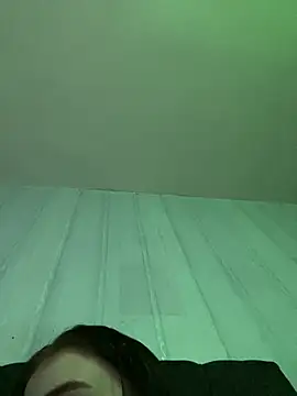 Snapshot of VioletxBlue chatting on January 2025 10:39:01 PM VioletxBlue online show from January 2025 10:39:01 PM