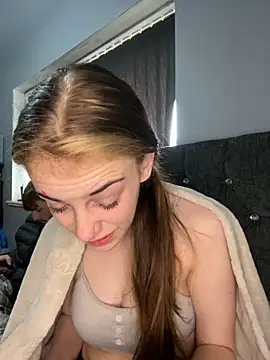 Snapshot of VioletxBlue chatting on September 2025 09:08:02 AM VioletxBlue online show from September 2025 09:08:02 AM