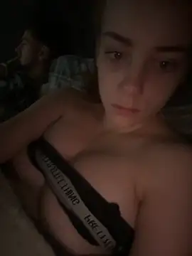 Snapshot of VioletxBlue chatting on November 2025 12:42:02 PM VioletxBlue online show from November 2025 12:42:02 PM