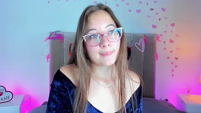 Dahlia Rousse online show from March 2025 06:00:02 AM