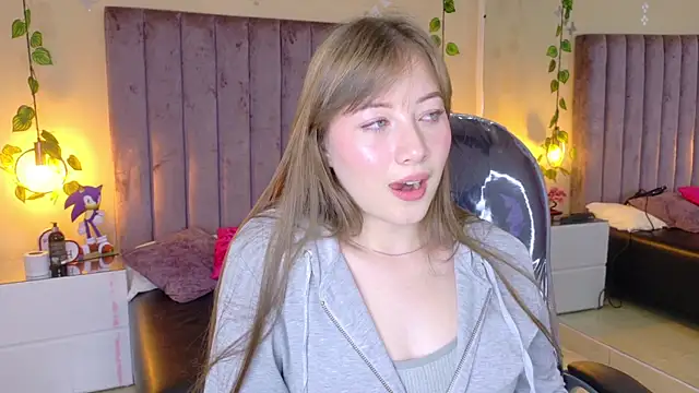 Dahlia Rousse online show from January 2026 06:50:02 AM