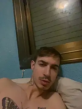 Snapshot of Boboloco2 chatting on January 2025 02:43:02 AM Boboloco2 online show from January 2025 02:43:02 AM