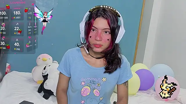 Lovelyamyy online show from September 2025 03:45:01 PM