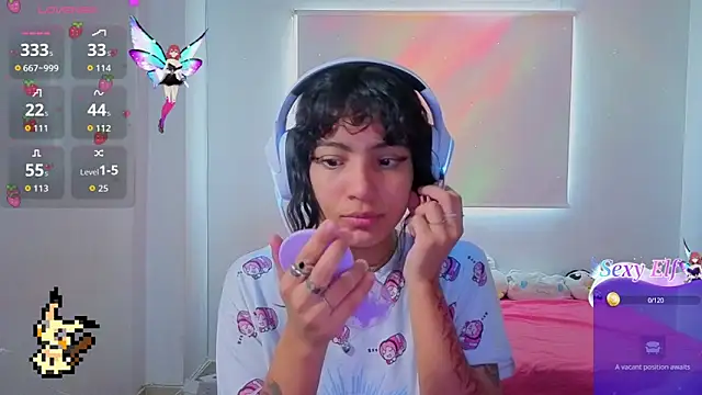 Lovelyamyy online show from February 2026 01:10:01 PM