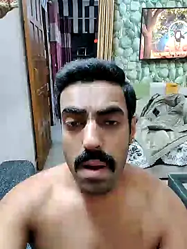 vaibhavchugh38 online show from February 2025 12:33:01 AM