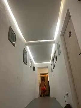 MountJohnXL online show from April 2026 12:08:02 AM