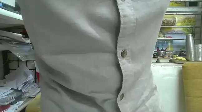 Snapshot of cute_modell chatting on February 2025 01:06:01 PM cute modell online show from February 2025 01:06:01 PM