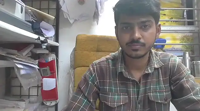 Snapshot of cute_modell chatting on March 2025 12:56:02 PM cute modell online show from March 2025 12:56:02 PM