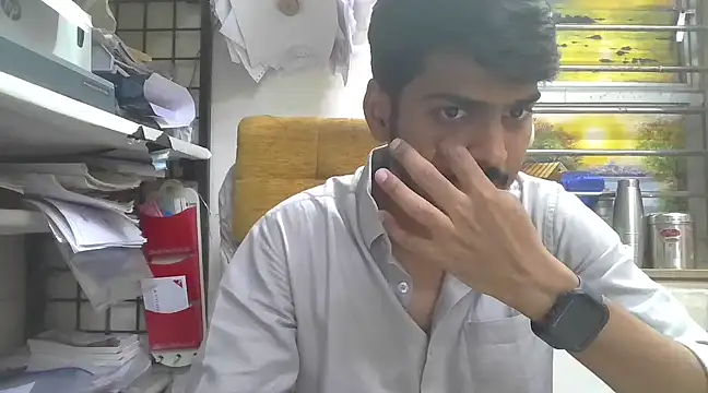 Snapshot of cute_modell chatting on March 2025 12:48:02 PM cute modell online show from March 2025 12:48:02 PM