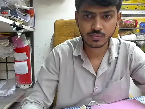 Snapshot of cute_modell chatting on September 2025 01:00:02 PM cute modell online show from September 2025 01:00:02 PM