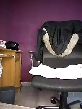 Snapshot of Akemi_rossi chatting on January 2025 06:29:02 PM Akemi rossi online show from January 2025 06:29:02 PM