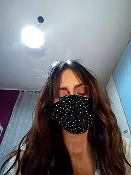 Snapshot of Akemi_rossi chatting on November 2025 05:45:01 PM Akemi rossi online show from November 2025 05:45:01 PM