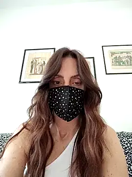 Akemi rossi online show from May 2026 11:40:01 AM