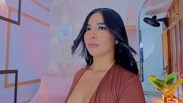 CharlotteGraay online show from February 2026 07:45:01 PM