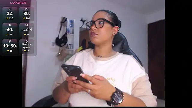 leslycarsson online show from October 2025 08:53:02 PM