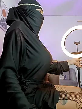 azahara faraah online show from October 2025 06:26:02 PM