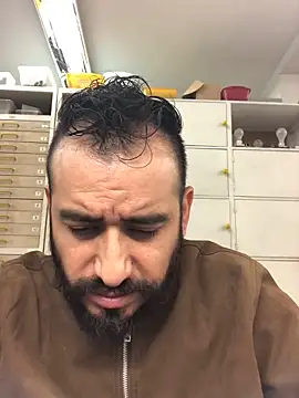 leonardohot1987 online show from January 2025 07:57:01 PM