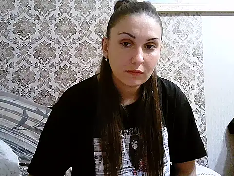 Snapshot of Yuliia30 chatting on September 2025 04:07:01 PM Yuliia30 online show from September 2025 04:07:01 PM