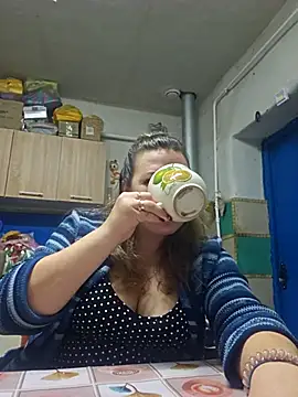 Jyleta online show from October 2025 10:30:02 PM