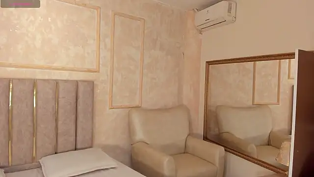 LilaBeily online show from February 2025 08:34:01 PM