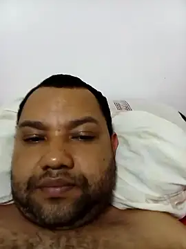 Snapshot of Marcio2235 chatting on September 2025 03:54:01 AM Marcio2235 online show from September 2025 03:54:01 AM