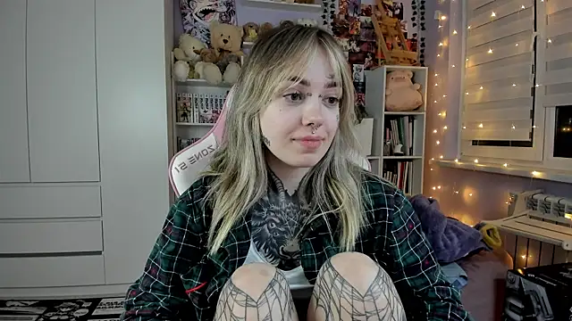 Catharsisi online show from April 2026 07:38:02 PM