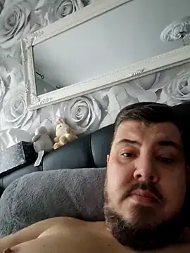 Mike3821 online show from March 2025 10:48:01 AM