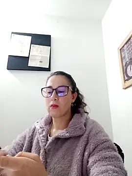 CHARLOTTE 1711 online show from March 2025 02:17:02 AM