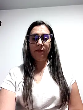 CHARLOTTE 1711 online show from September 2025 03:55:02 AM