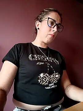 CHARLOTTE 1711 online show from March 2026 09:51:01 PM