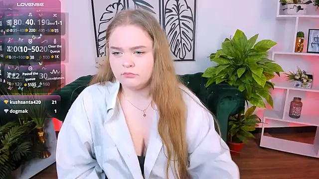 Erica  Alta online show from March 2025 12:55:02 PM