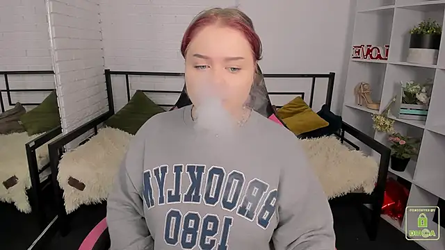 Erica  Alta online show from October 2025 05:28:01 AM