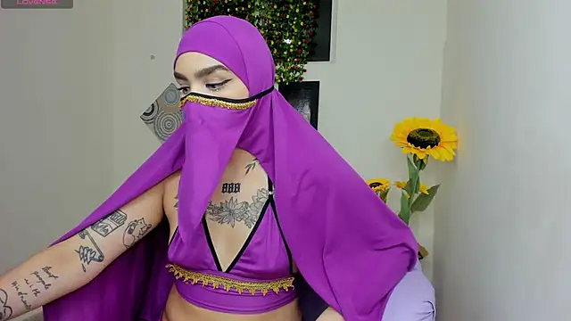 Snapshot of Maissa_Alabi chatting on March 2025 07:17:01 PM Maissa Alabi online show from March 2025 07:17:01 PM